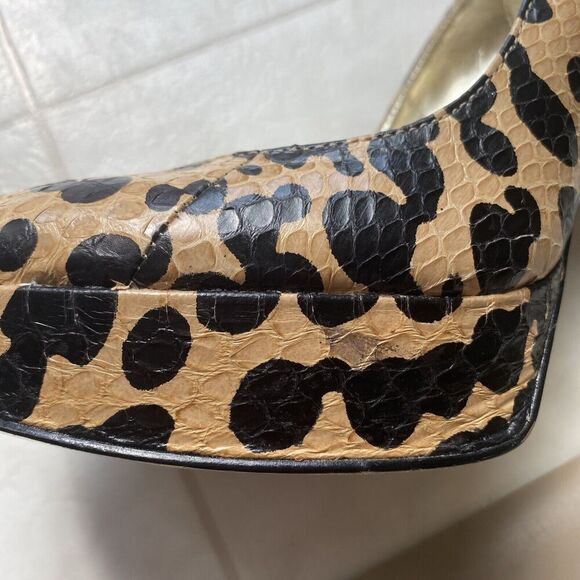 Bebe Textured Animal Print Heels Size 7 - Picture 9 of 9